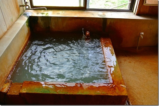 長湯温泉、ながの湯の家族風呂。一番炭酸が濃厚