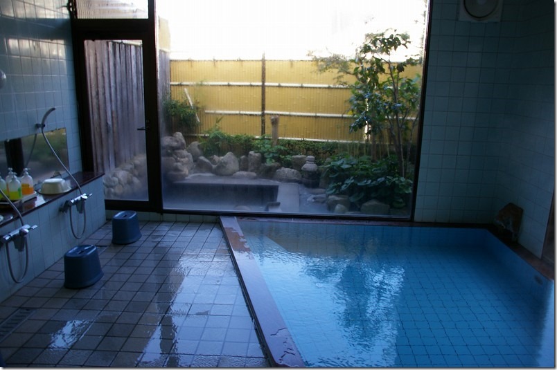 古湯温泉、大和屋の大浴場・露天風呂
