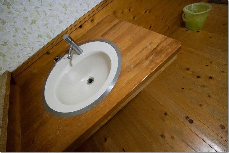 もみじ湯の家族風呂【脱衣所 アメニティー】 もみじ湯の家族風呂【脱衣所 アメニティー】